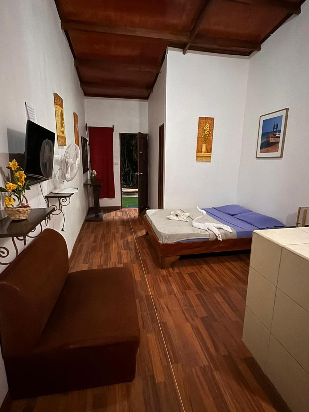 Pilas Aparthotel Villa Pacande & Rooms الغرفة الصورة